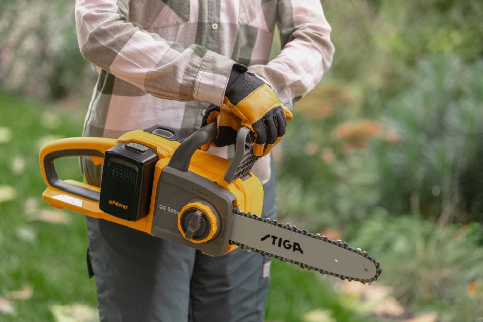 Цепная аккумуляторная пила СТИГА CS 300e