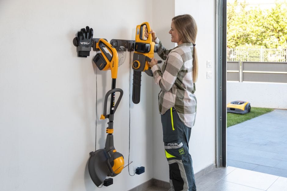 Цепная аккумуляторная пила СТИГА CS 300e